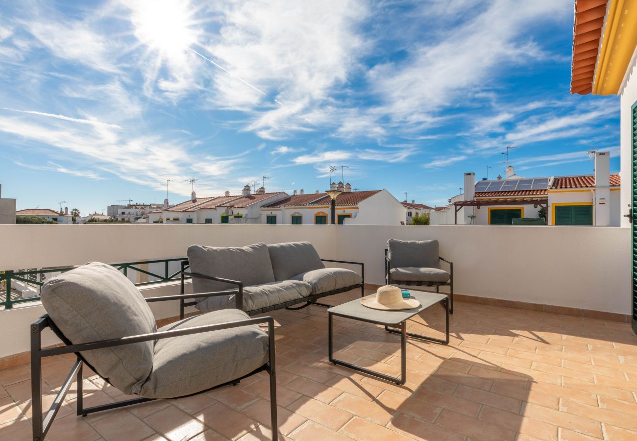 Villa en Altura - VILLA DO REGATO, Beach Village