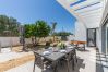 Villa en Santa Luzia - CASA BRANCA 7 BED, Fishing Village
