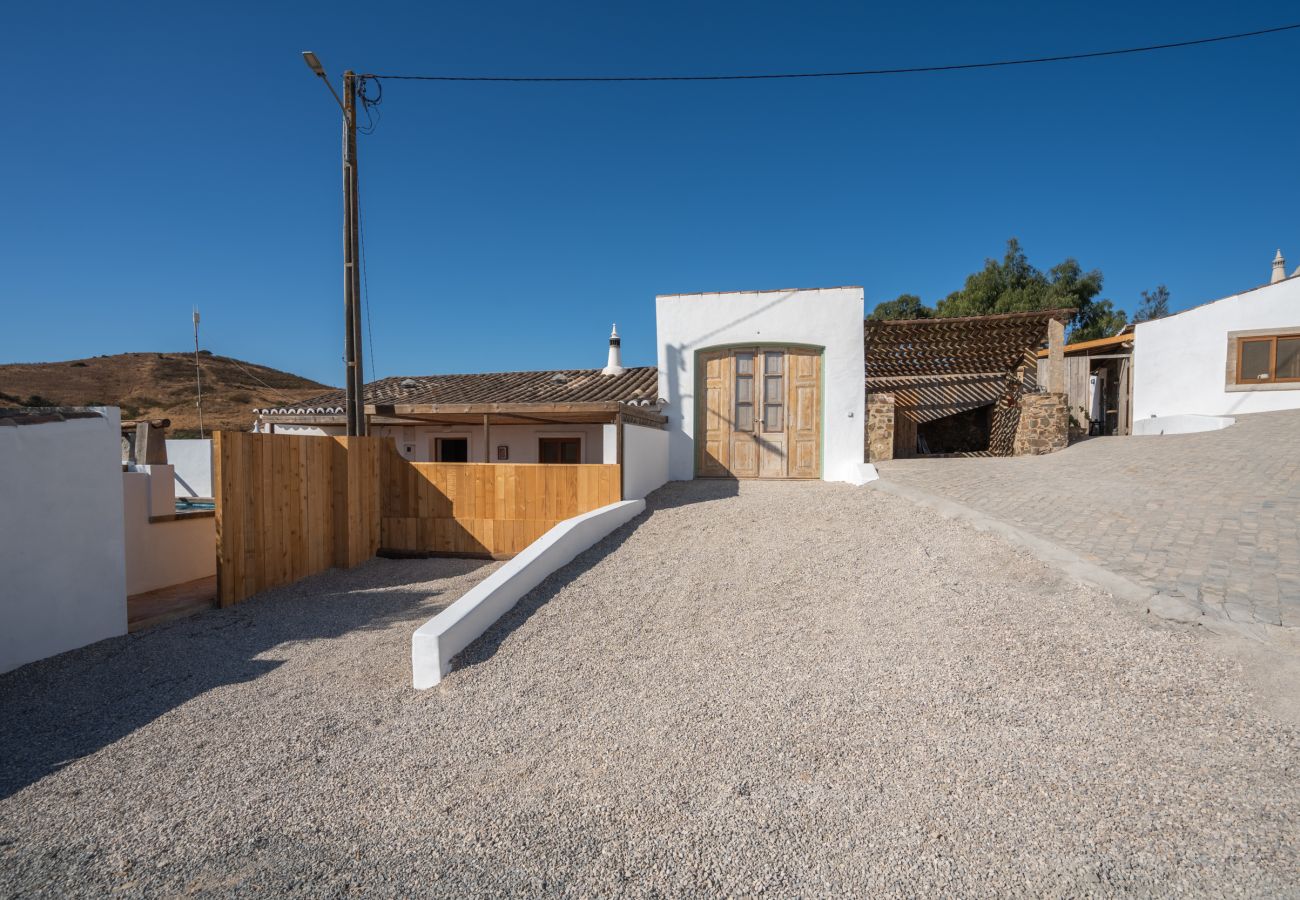 Gîte Rural à Tavira - CASA ALVORADA, Callebanda Barracol