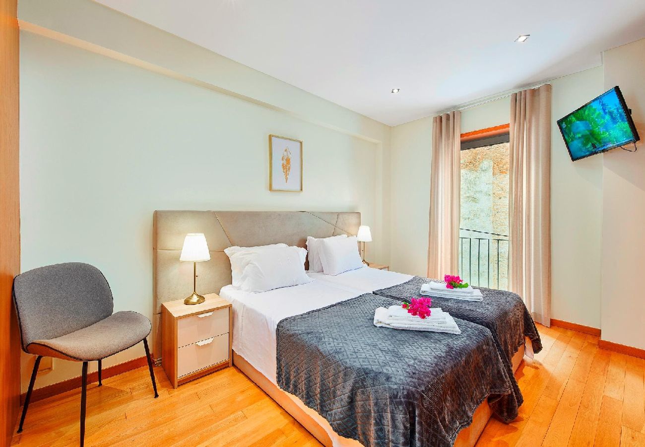 Terraced House in Tavira - TAVIRA SUITES LIMOEIRO, Town Centre