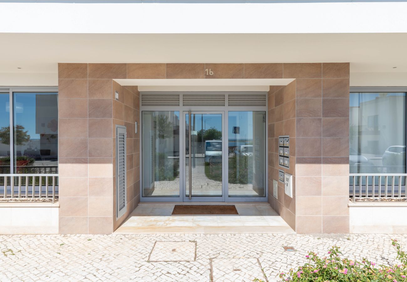 Apartment in Fuseta - APARTMENT ROBINARA, Fishing Village 