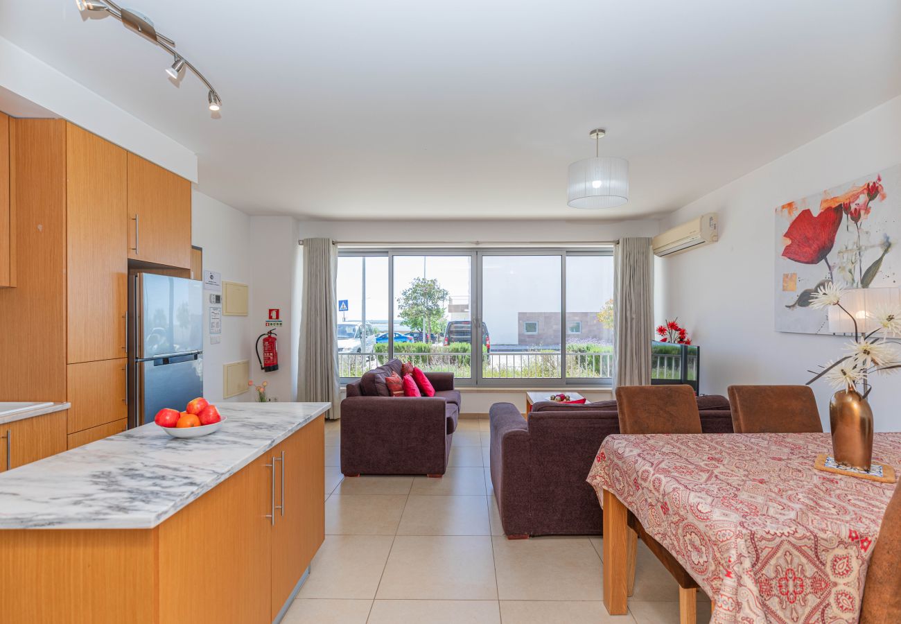 Apartment in Fuseta - APARTMENT ROBINARA, Fishing Village 