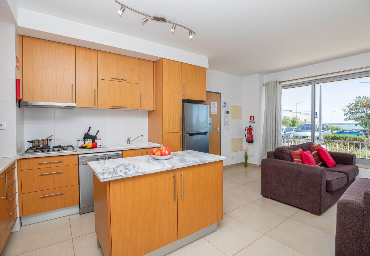 Apartment in Fuseta - APARTMENT ROBINARA, Fishing Village 
