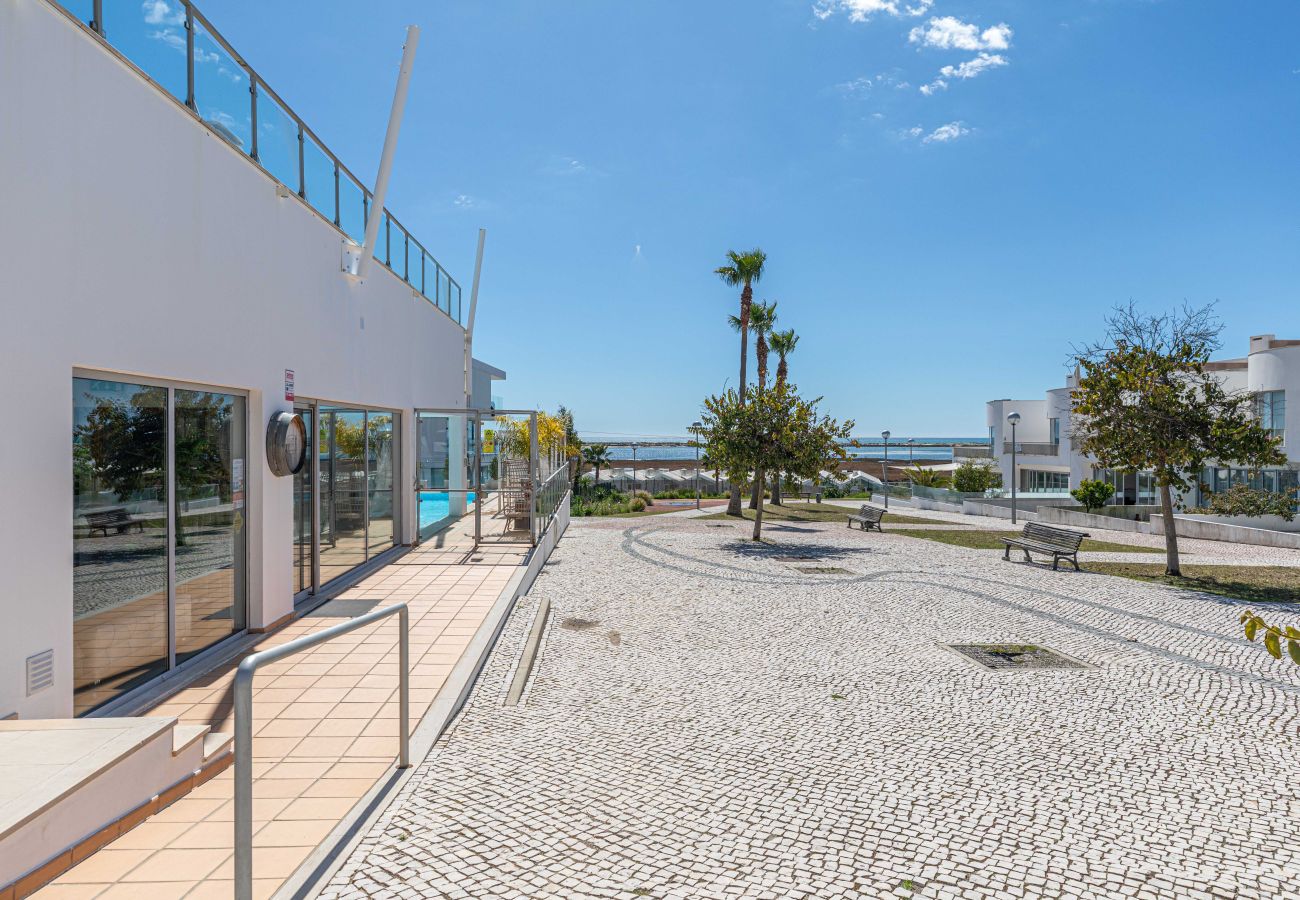 Apartment in Fuseta - APARTMENT ROBINARA, Fishing Village 