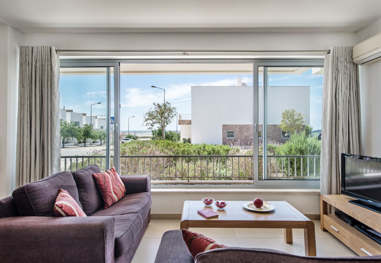 Apartment in Fuseta - APARTMENT ROBINARA, Fishing Village 
