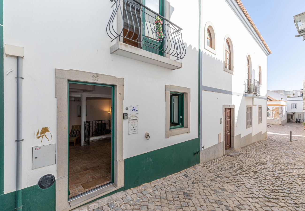Terraced House in Tavira - CASA VALERIE - Heart of Historical Town Centre