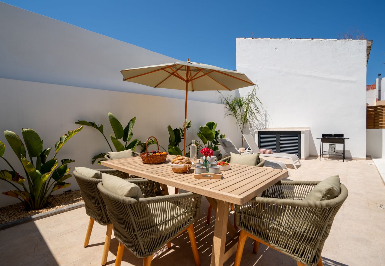 Terraced House in Moncarapacho - CASA CATARINA, Town Centre